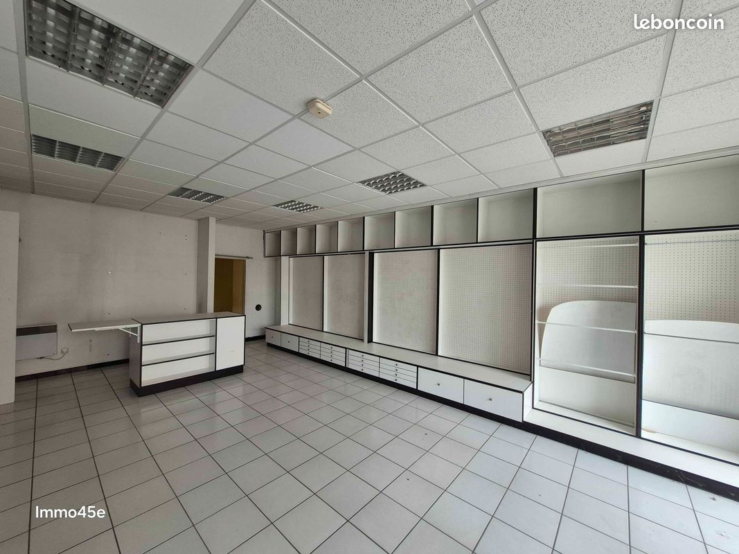 Local commercial 6 pièces 304 m² · à Saint-Vallier · 304 m² · 220 000 €