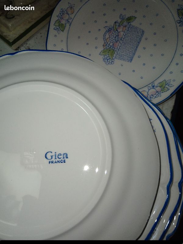 Lot de 12 ASSIETTES GIEN (image 3)