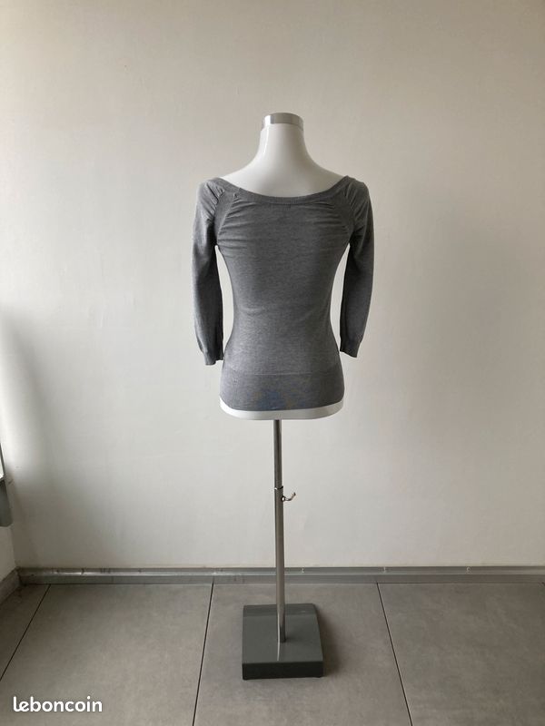 H&M pull à manches 3/4 col V, couleur gris clair taille XS (image 8)