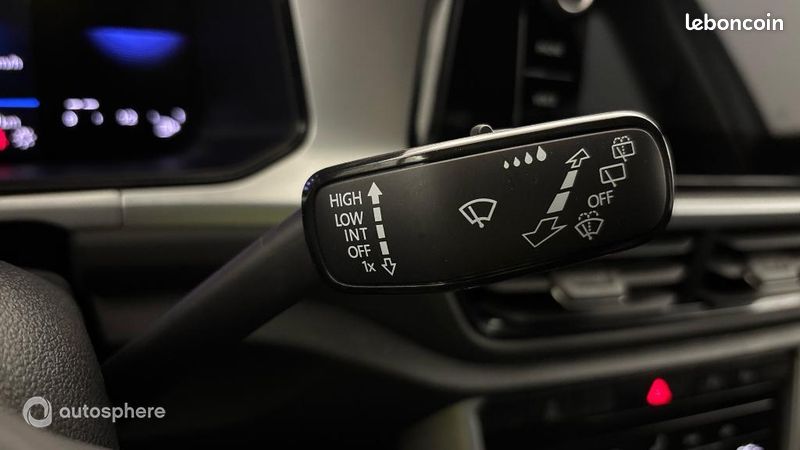 Volkswagen T-Roc 1.5 TSI Evo2 150ch VW Edition DSG7 (image 24)