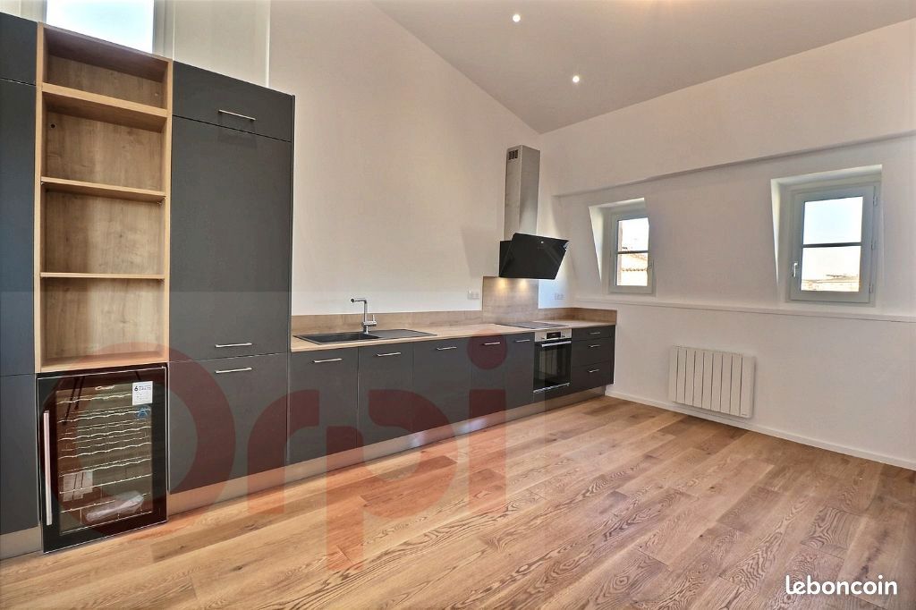 Appartement 3 pièces 75 m² · à Bordeaux · 75 m² · 1 482 €