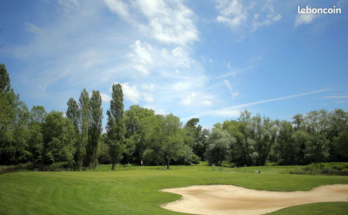 Golf 2 192 m² Villenave D Ornon · à Villenave-d'Ornon · 380 000 €