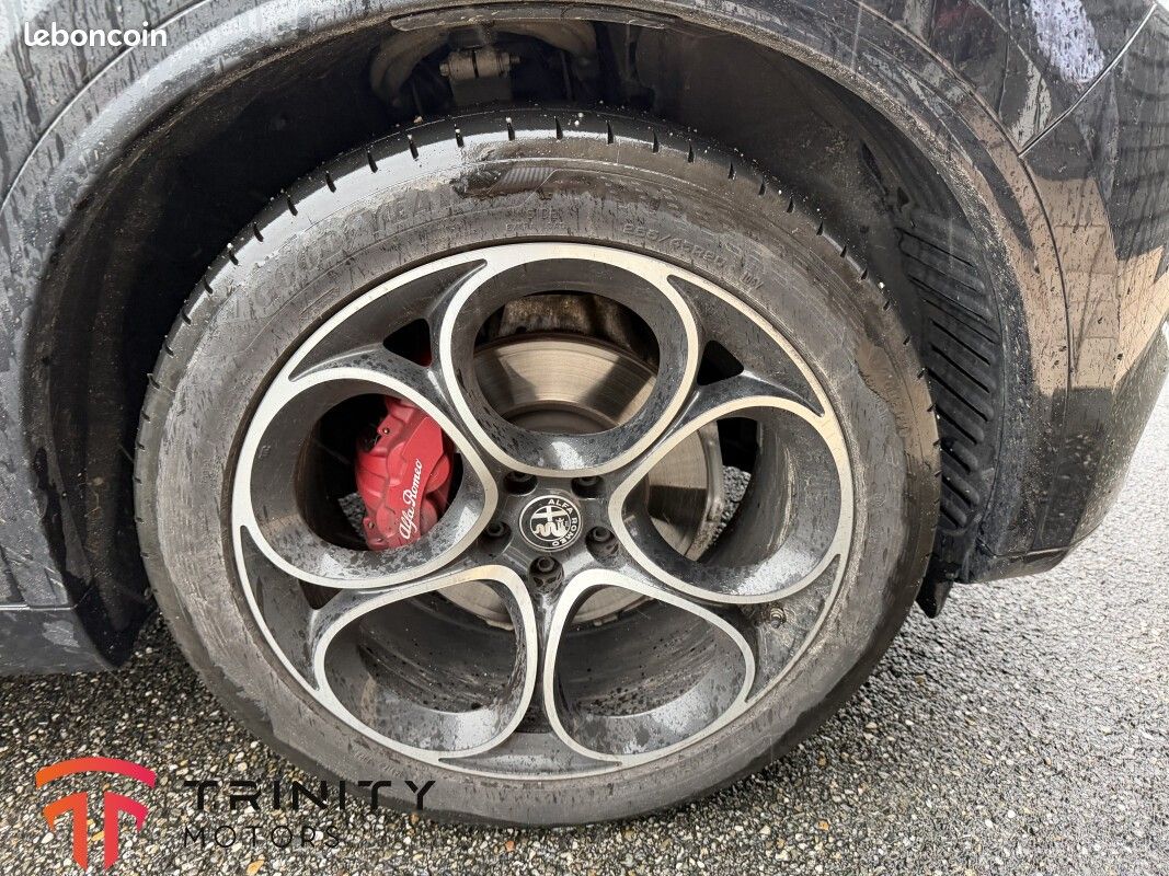 Alfa Romeo Stelvio 2.2 JTD 210CH 4X4 Q4 VELOCE + SUIVI COMPLET + TOIT OUVRANT + GARANTIE (image 20)