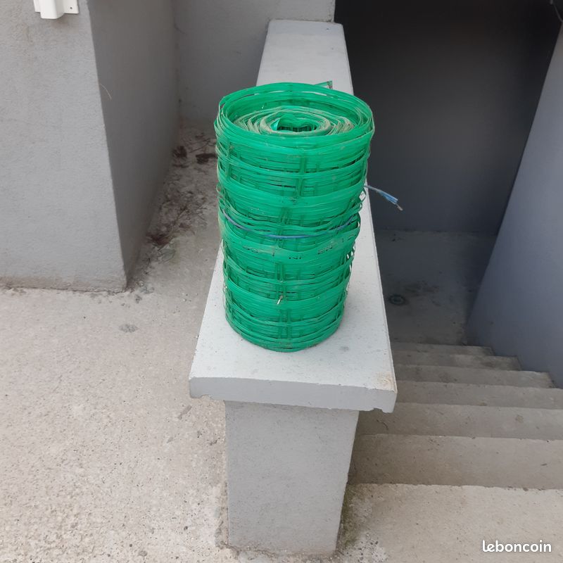 Grillage avertisseurs vert (image 1)