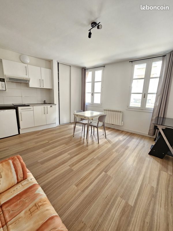 Appartement 1 pièce 19 m² · à Rodez · 19 m² · 345 €