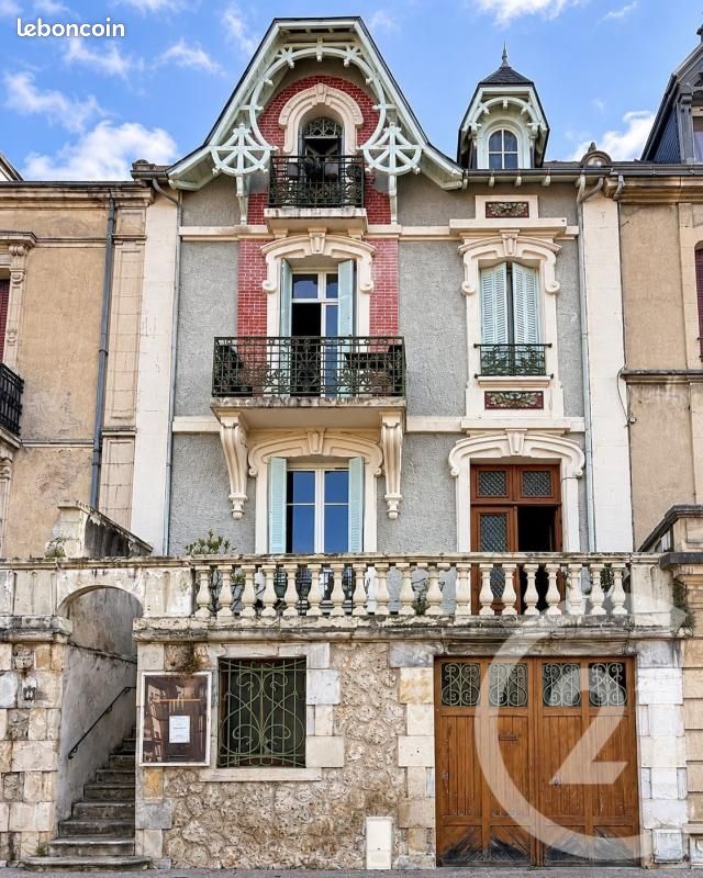 Immeuble 160 m² · à Saint-Pourçain-sur-Sioule · 160 m² · 162 000 €