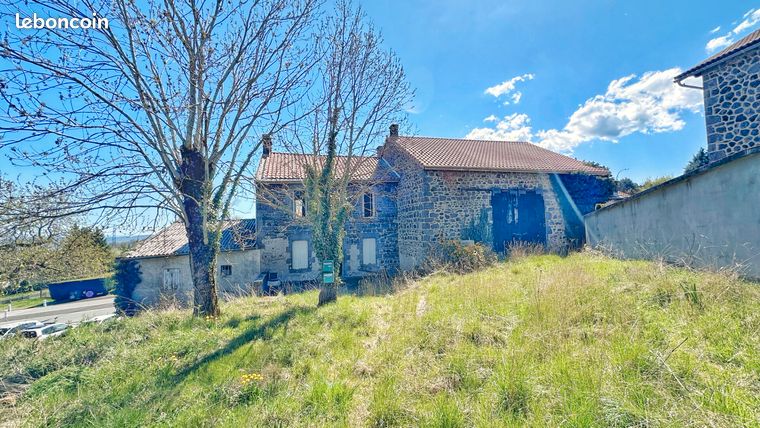 Maison 8 pièces 470 m²