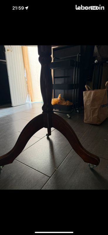 Table marron (image 4)