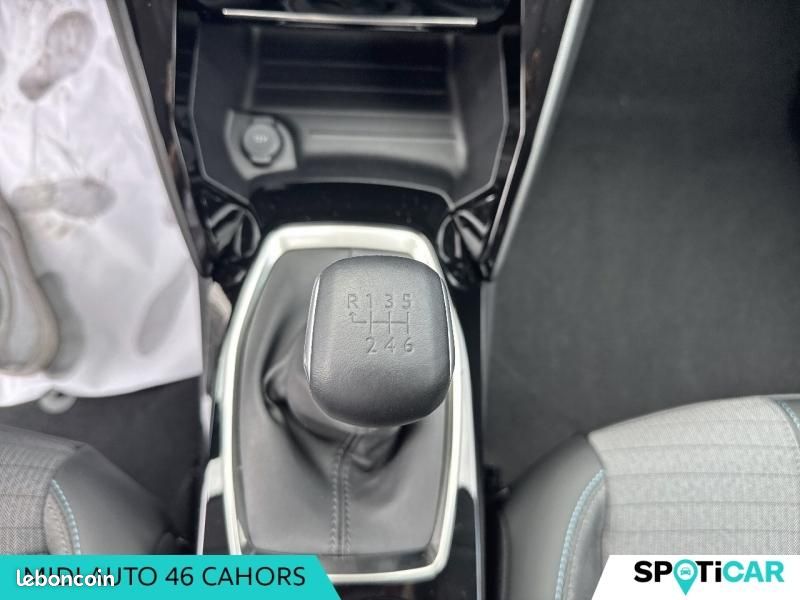 Peugeot 208 1.5 BlueHDi 100ch S&S Allure (image 22)