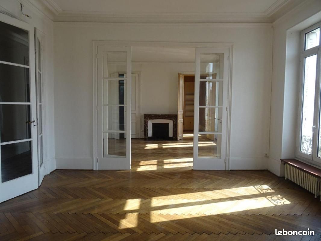 Appartement 7 pièces 188 m² · à Valence · 188 m² · 1 510 €/mois