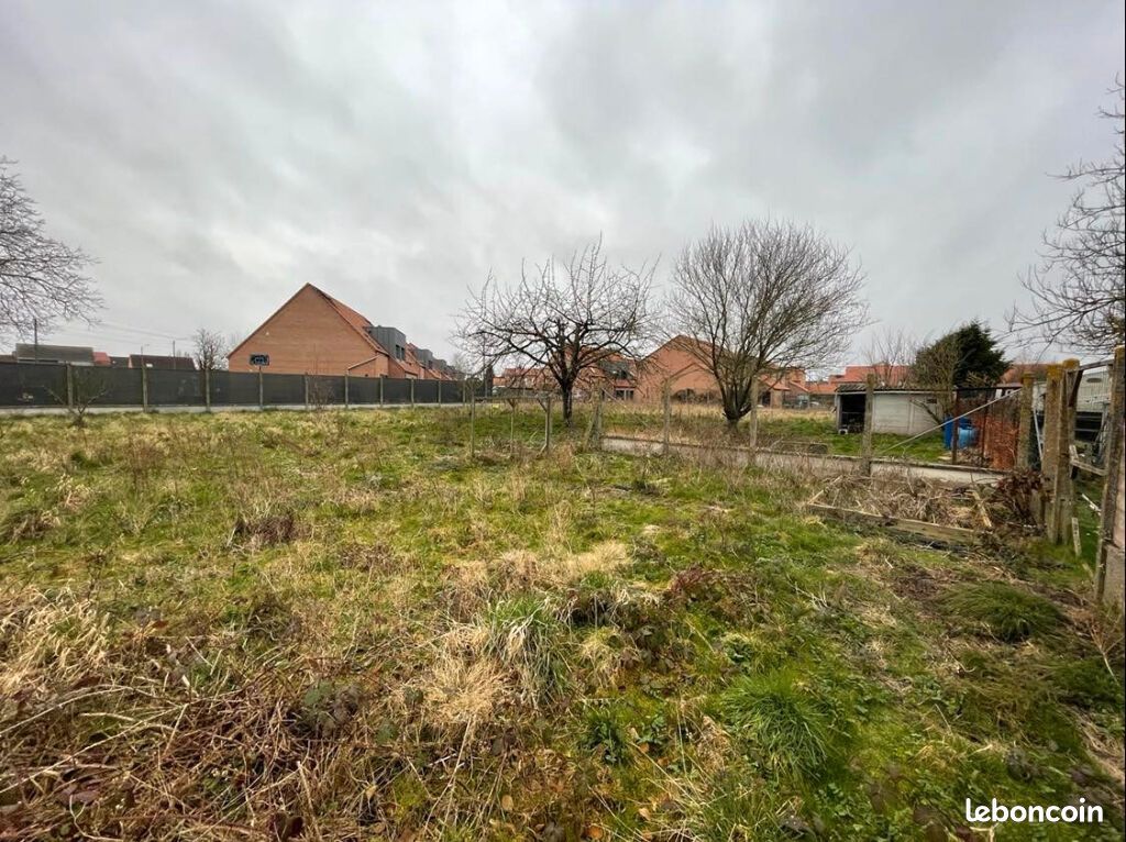 Terrain 1112 m² · à Fenain · 1 112 m² · 58 000 €