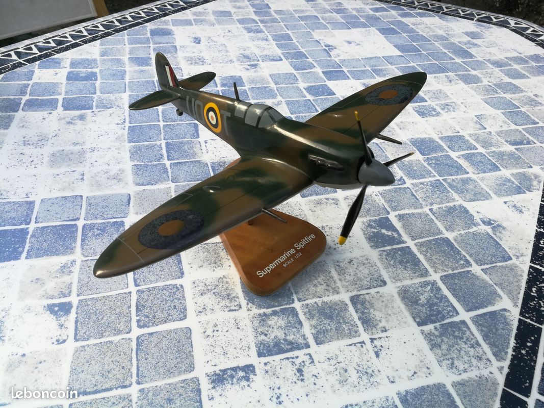 Spitfire bois 1 32 (image 1)