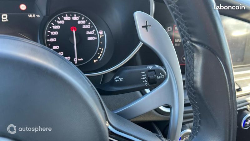 Alfa Romeo Giulia 2.2 JTD 160ch Ti AT8 MY20 (image 24)