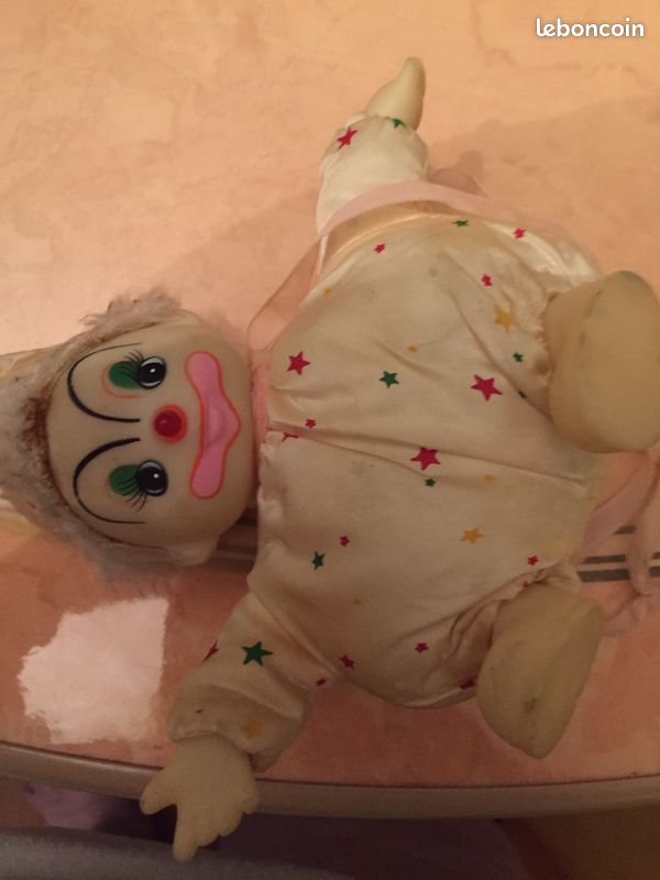 Petit clown en tissu rose et blanc (image 2)