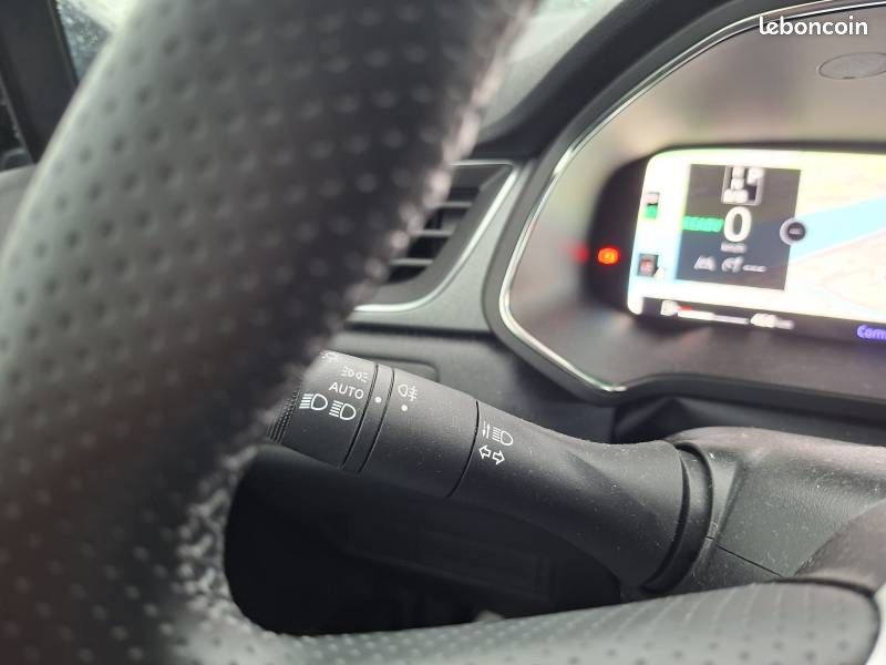 Renault Captur E-Tech full hybrid 160 ch Techno (image 21)