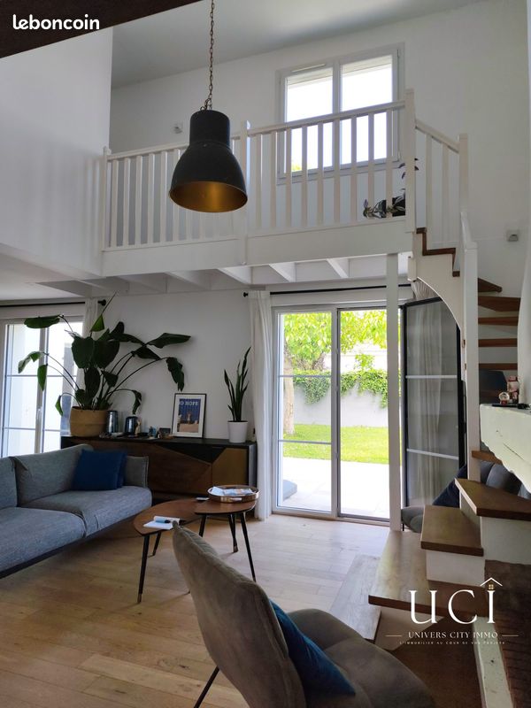 Maison 7 pièces 172 m² · à Les Sorinières · 172 m² · 443 000 €
