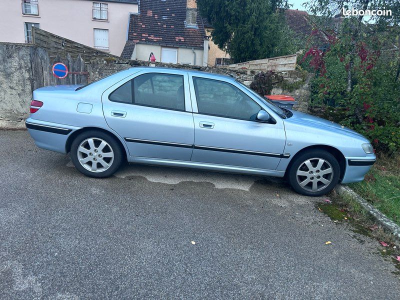 Peugeot 406 (image 1)