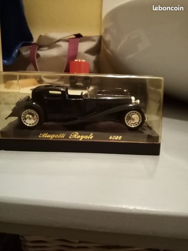 Miniature Bugatti Royale 1930 - Solido 1/43 - Occasion (voiture Neuve, Boîte Abîmée)