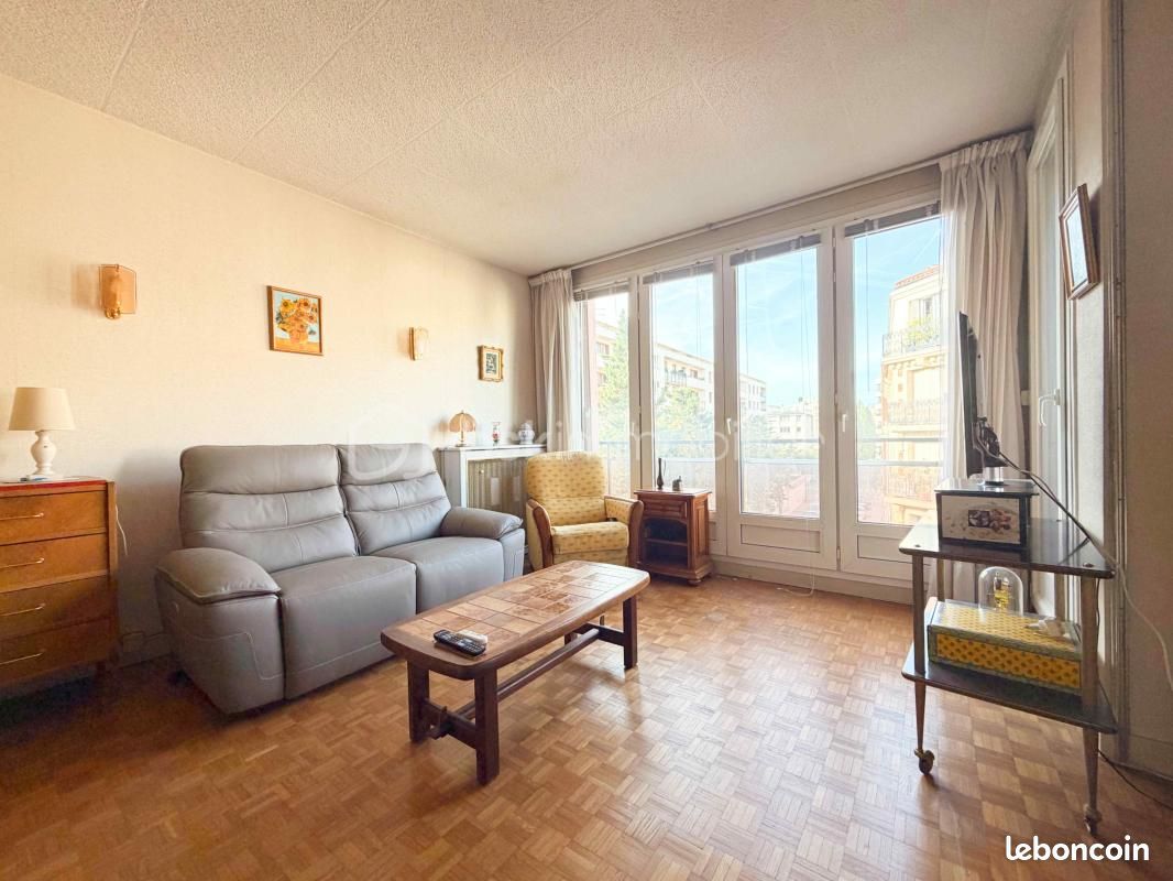 Appartement 3 pièces 67 m² · à Levallois-Perret · 67 m² · 569 000 €