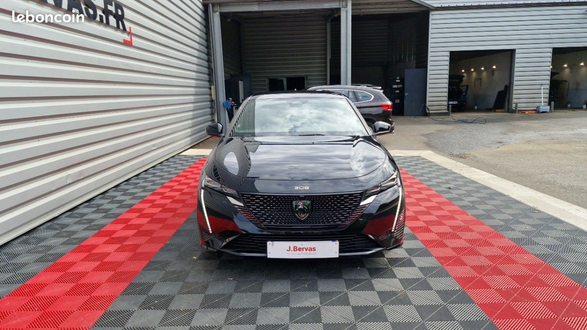 Peugeot 308 PHEV 225 E-EAT8 GT (image 2)