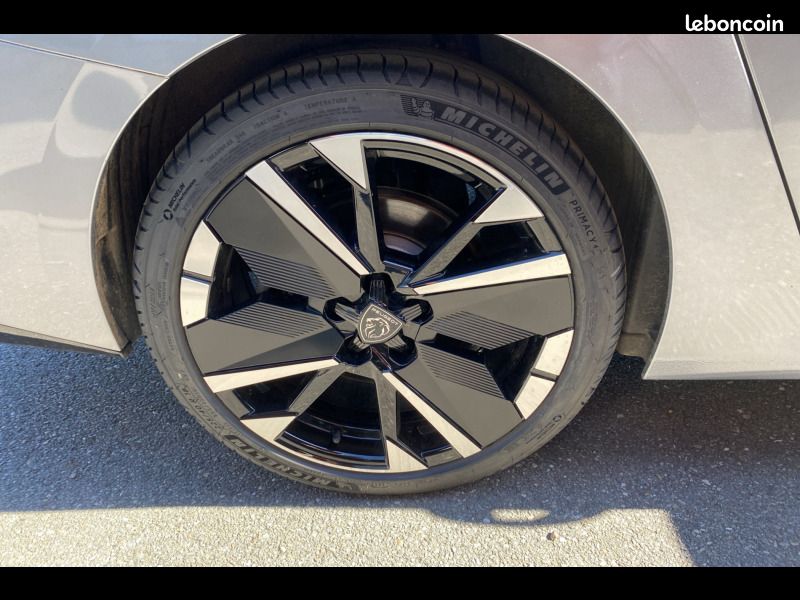 Peugeot 308 SW Plug-in Hybrid 195 ch e-DCS7 GT (image 11)
