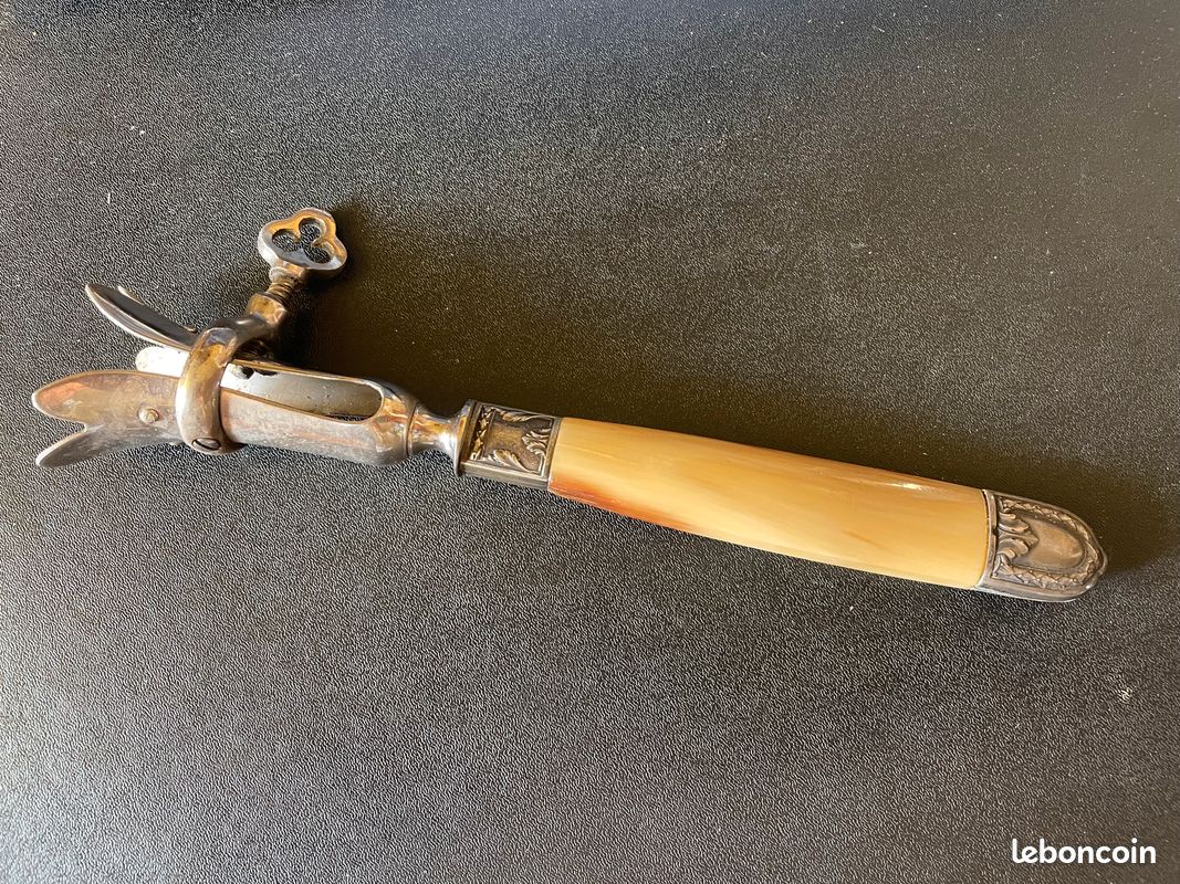 LOT DE 2 anciens couverts à gigot à rôti viande métal argenté et corne de bovin EUR 19,99