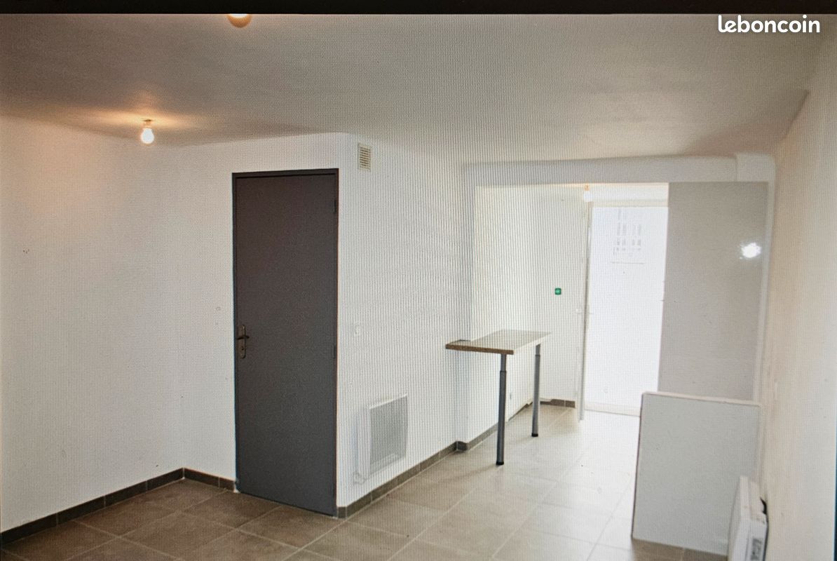 Appartement a louer salon-de-provence - 1 pièce(s) - 25 m2 - Surfyn