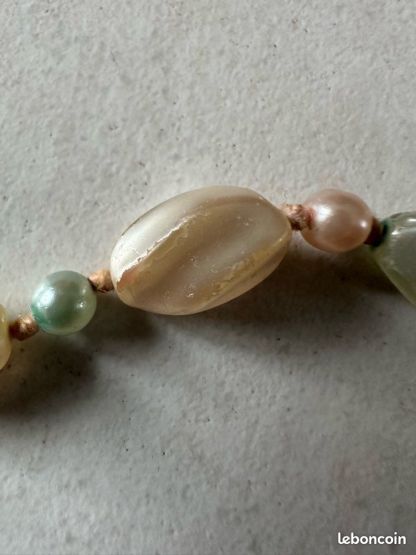 Collier des années 50/70 avec fermoir. Cbijo (image 2)