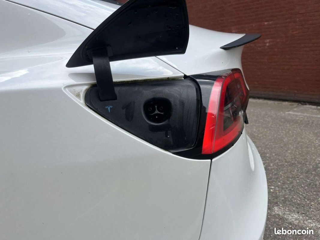 TESLA MODEL 3 Standard Plus RWD * 60 kWh * Pano * Autopilot * Caméra * Cuir (image 19)