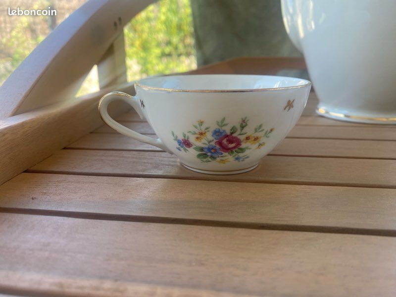 Service à café en porcelaine (image 6)
