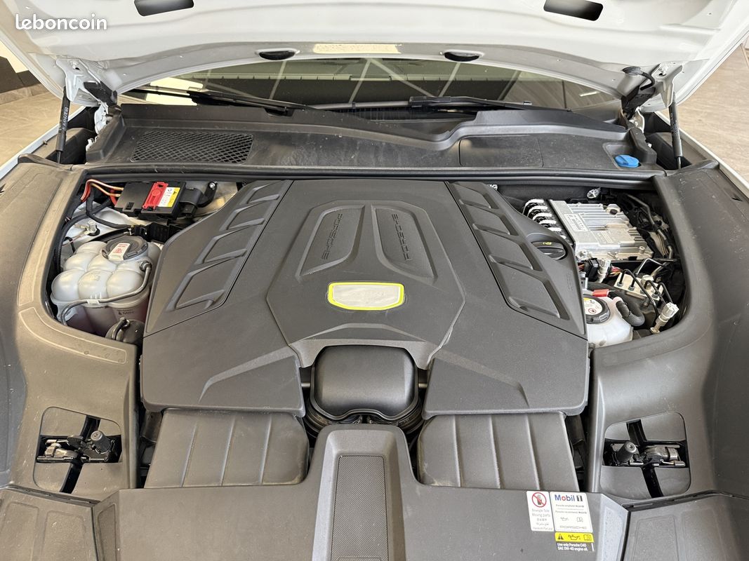 Porsche CAYENNE COUPE 4.0 V8 680CV TURBO S E-HYBRID BVA / ORIGINE FRANCE (LAURENT AUTO) (image 35)