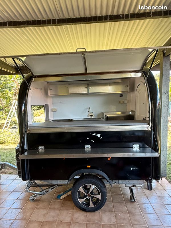 Snack Food truck (image 2)