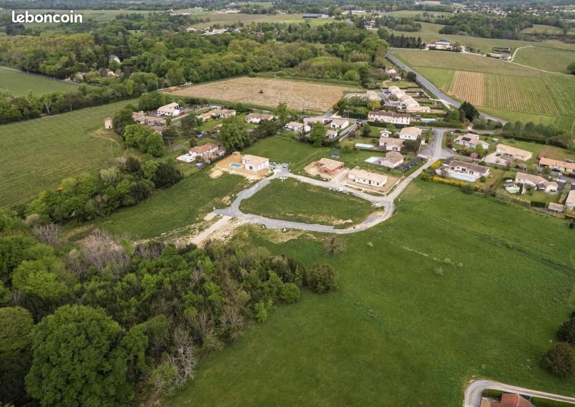 Terrain 982 m² Sadirac · 140 000 €