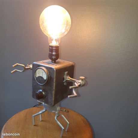 Petite lampe d'appoint baladeuse en plastique rose lampe champignon à