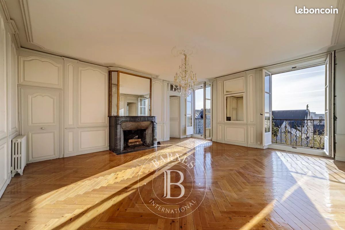 Appartement 8 pièces 239 m² · à Nantes · 239 m² · 495 000 €