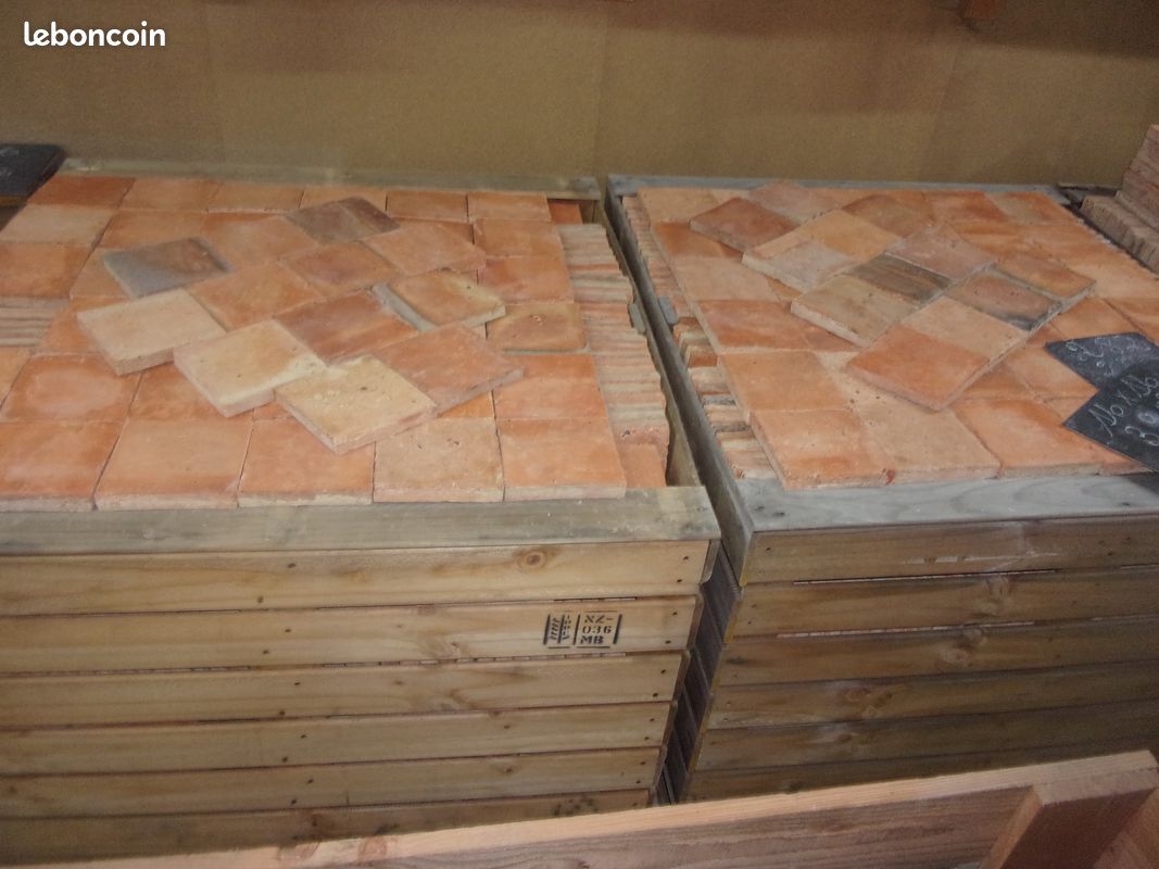 Tomettes carreaux carrelage parement bois (image 1)