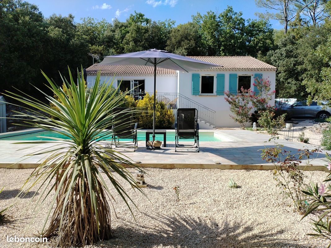 Maison 5 pièces 107 m² · à Méounes-lès-Montrieux · 107 m² · 442 000 €