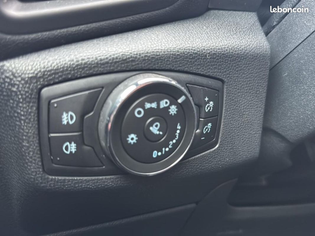 FORD ECOSPORT 1.0 ecoboost 125 st-line (image 29)