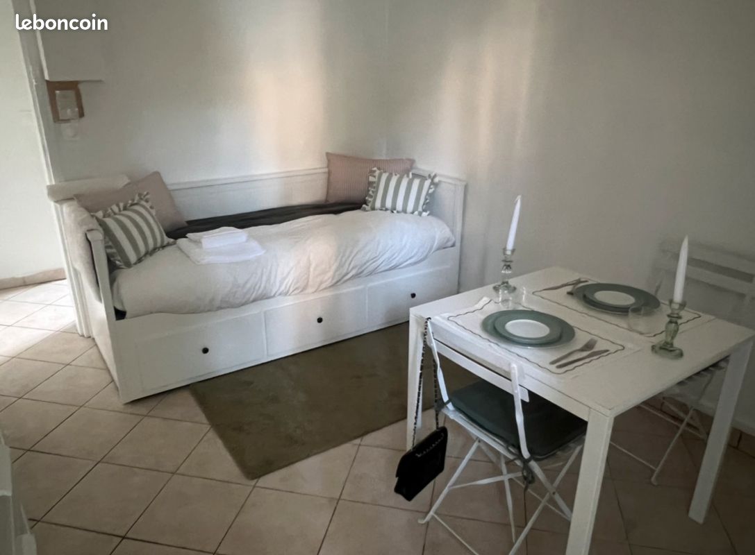 Appartement a louer versailles - 1 pièce(s) - 18 m2 - Surfyn