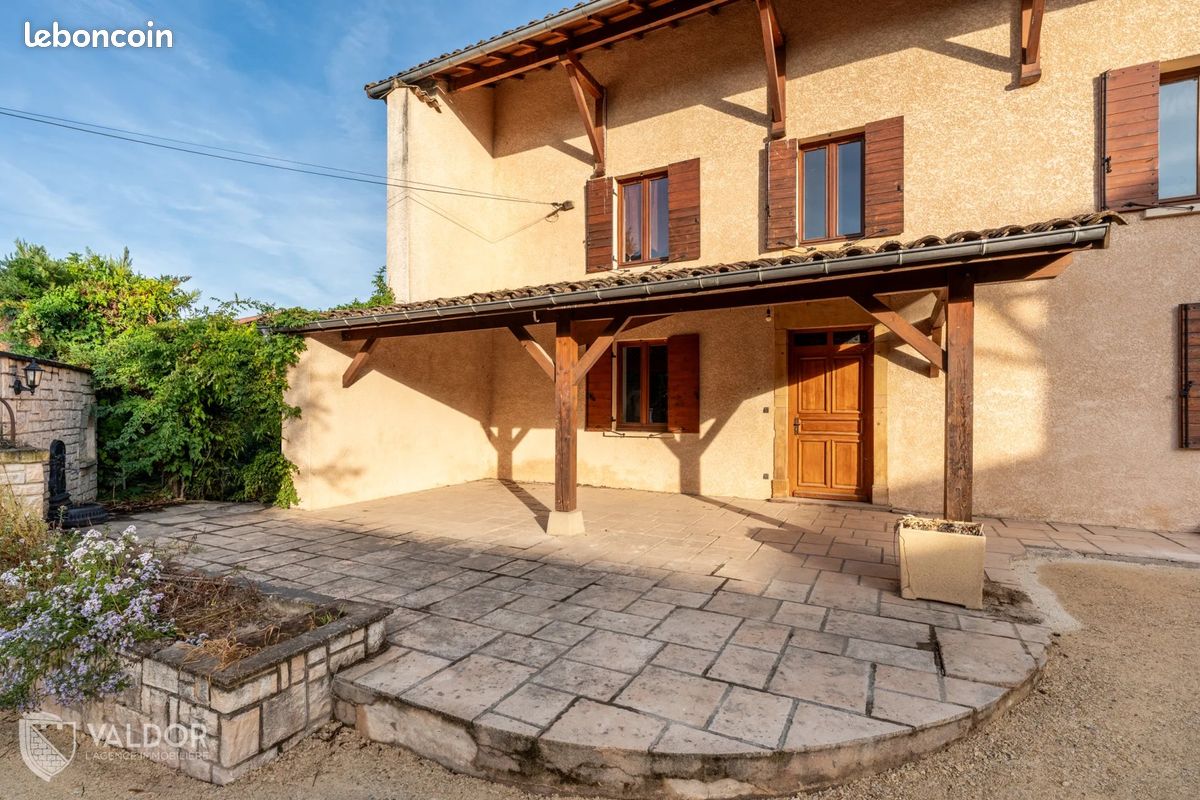 Maison 5 pièces 126 m² · à Misérieux · 126 m² · 280 000 €