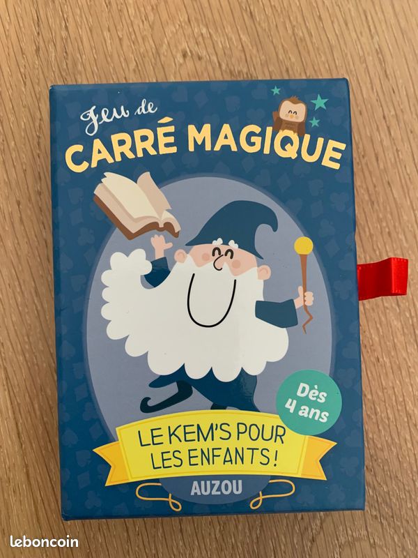 Jeu de société format poche « Carré Magique » (image 1)