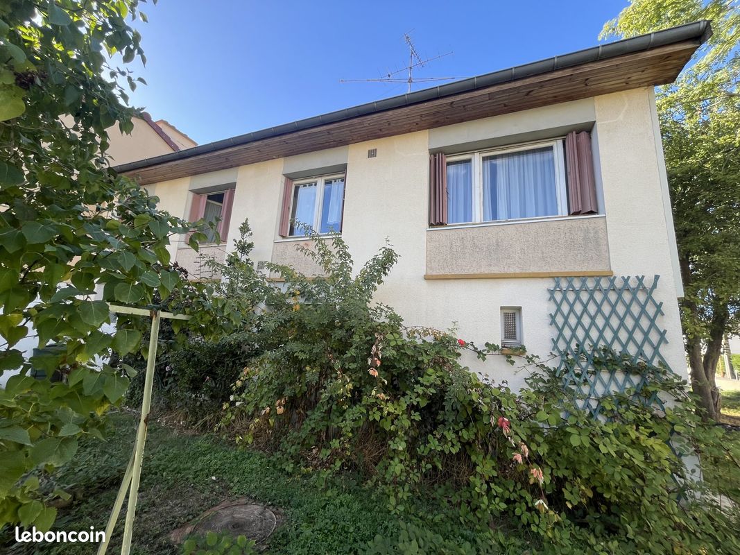 Maison 4 pièces 99 m² · à Commercy · 99 m² · 105 000 €