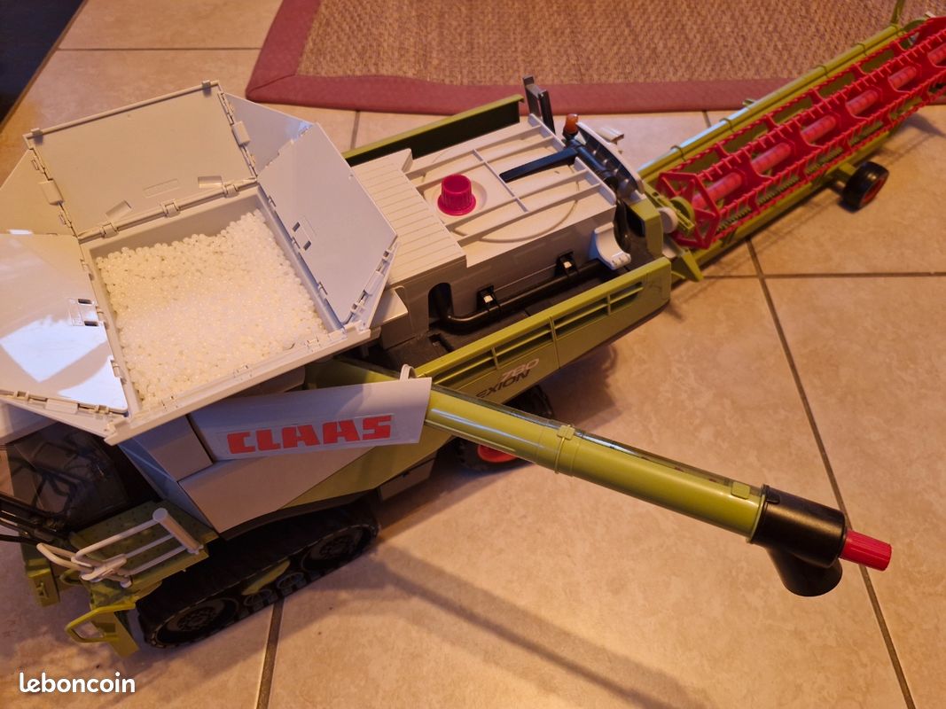 Moissonneuse batteuse claas xerion 780 terra trac (image 1)