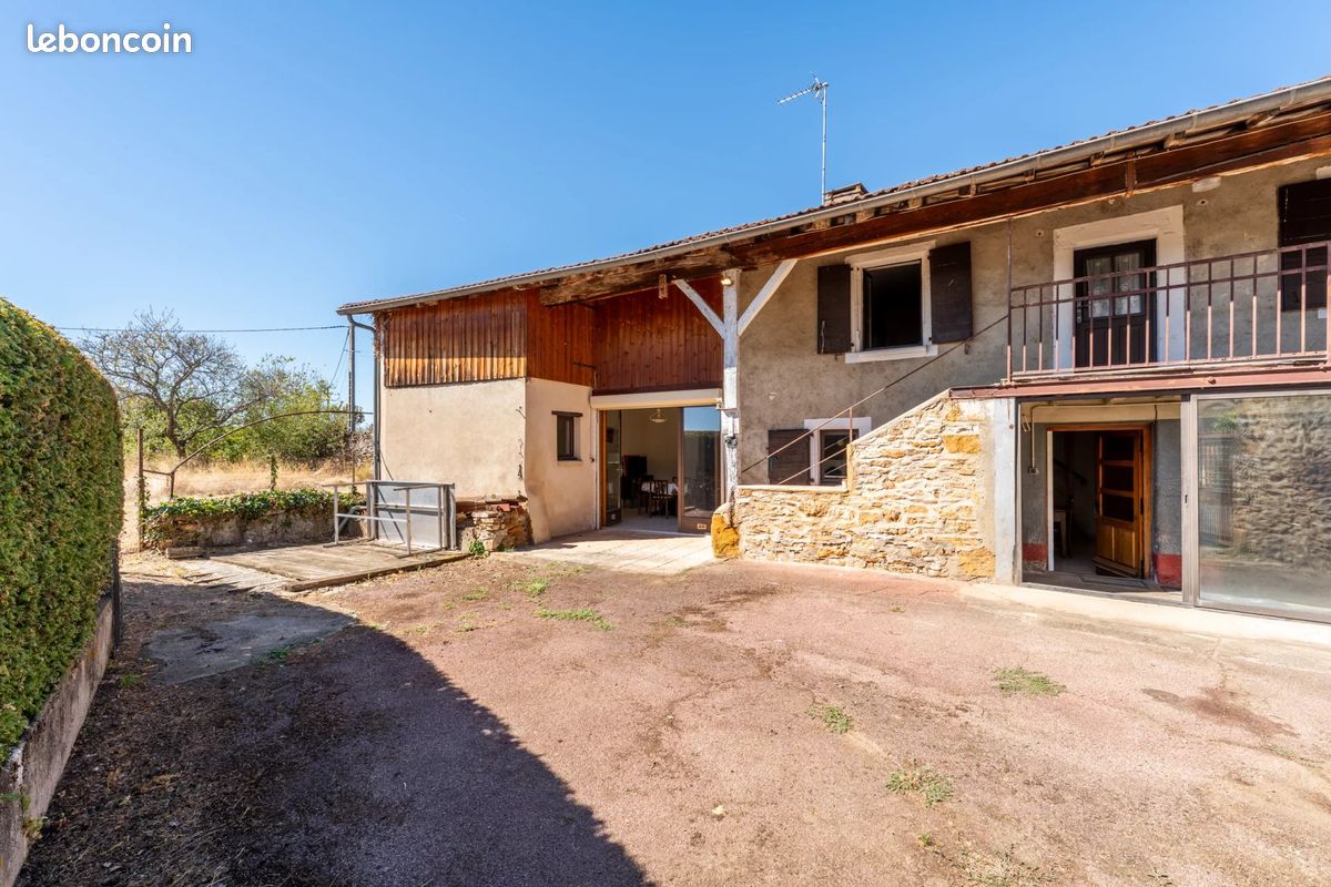 Maison 85 m² · à Val d'Oingt · 85 m² · 250 000 €