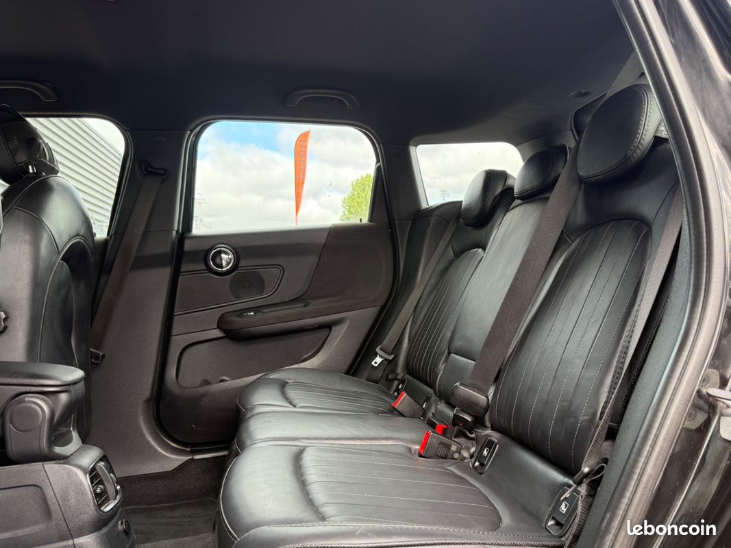 MINI COUNTRYMAN F60 136 ch BVA6 Cooper John Cooper Works CUIR BOITE AUTO GPS GARANTIE 12 MOIS (image 11)