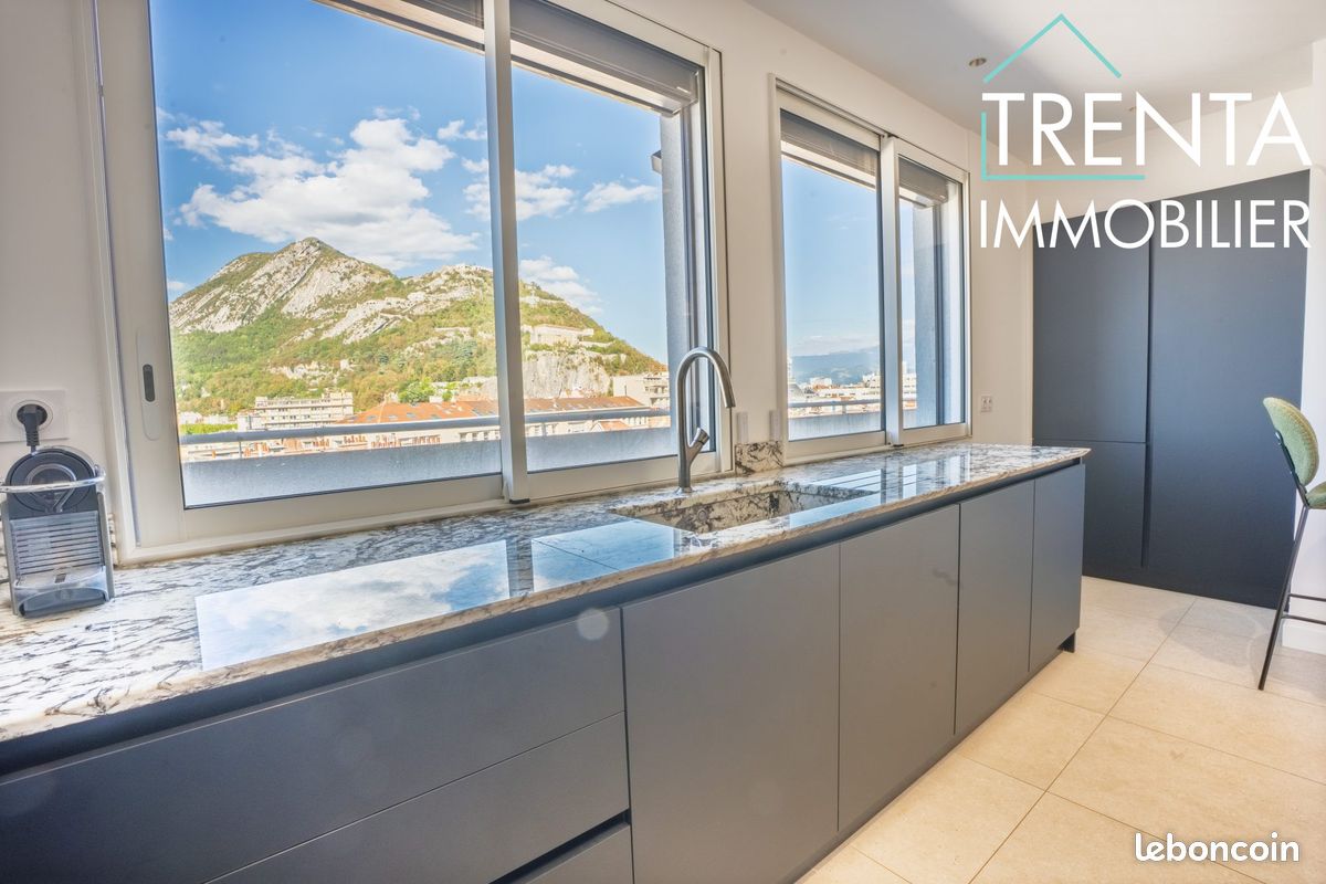 Appartement 3 pièces 100 m² · à Grenoble · 100 m² · 439 000 €