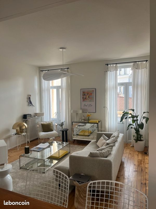 Appartement 3 pièces 100 m² · à Saint-Étienne · 100 m² · 900 €/mois