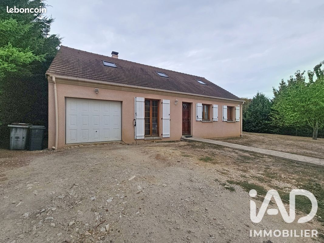 Maison 7 pièces 112 m² · à Saint-Martin-d'Ordon · 112 m² · 166 500 €