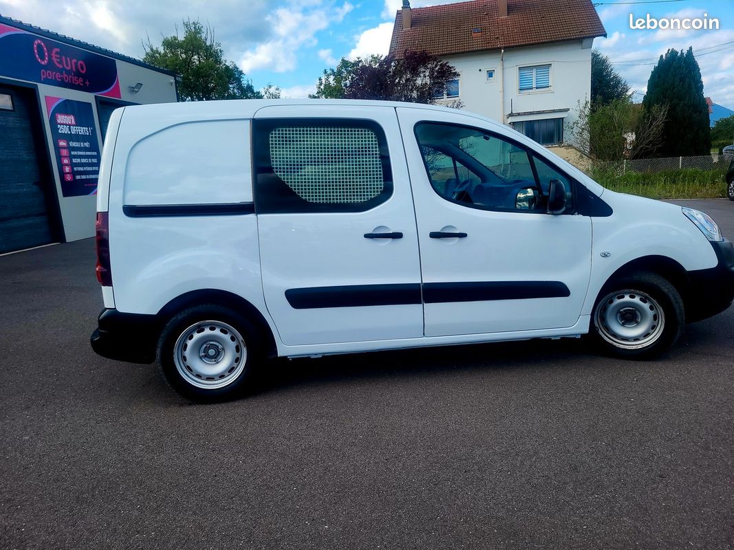Citroën Berlingo BERLINGO 1.6 BLUEHDI 100 CHEVAUX 3 PLACES (image 5)