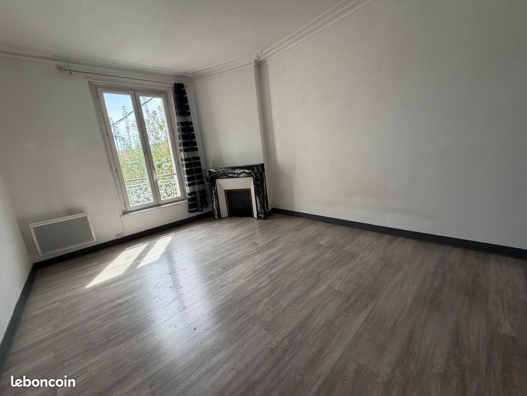 Appartement 1 pièce 29 m² · à Coulommiers · 29 m² · 550 €
